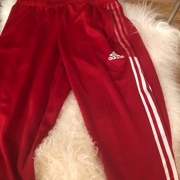 SOLD!! BNWT ADIDAS TIRO 21 power candy red pants in size Medium men’s!! - Picture 2 of 9